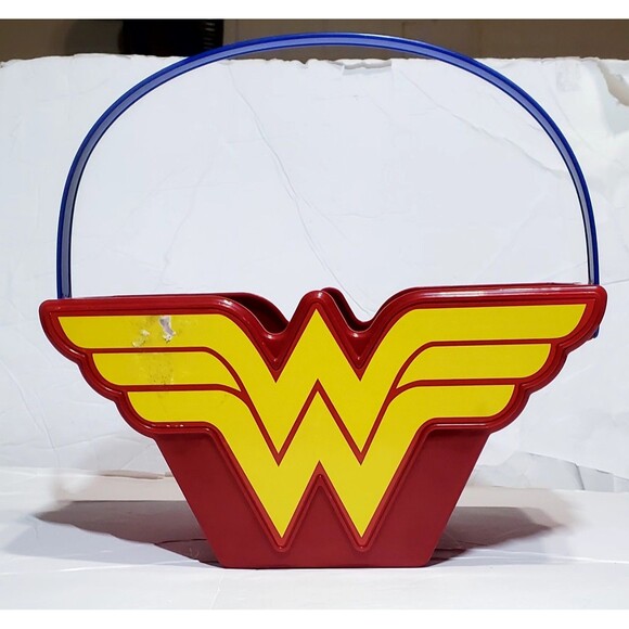 Wonder Woman Bucket Basket Desktop Organizer with Handle – Hero Decor Comiccore - Picture 3 of 14